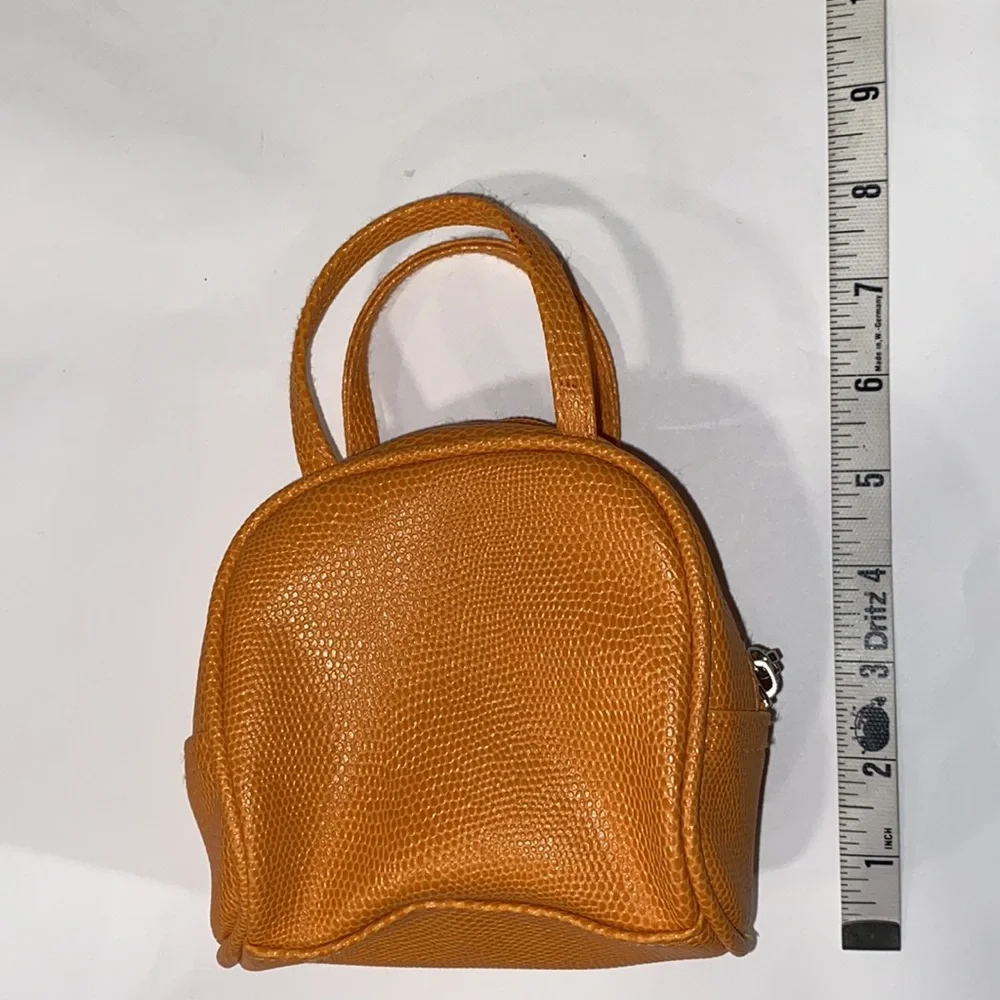 Old Navy Purse Pocket Book Handle Zip Up Side Snap Pocket Orange small